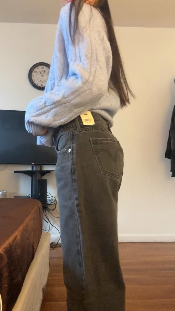 New Levi’s (low loose style) and Abercrombie sweaters! 

Wearing size 25 x 30 in the light jeans, 26 x 30 in the dark jeans. Blue sweater is small. White sweater is a medium (wanted the oversize look). 

#LTKHoliday #LTKGiftGuide #LTKSaleAlert