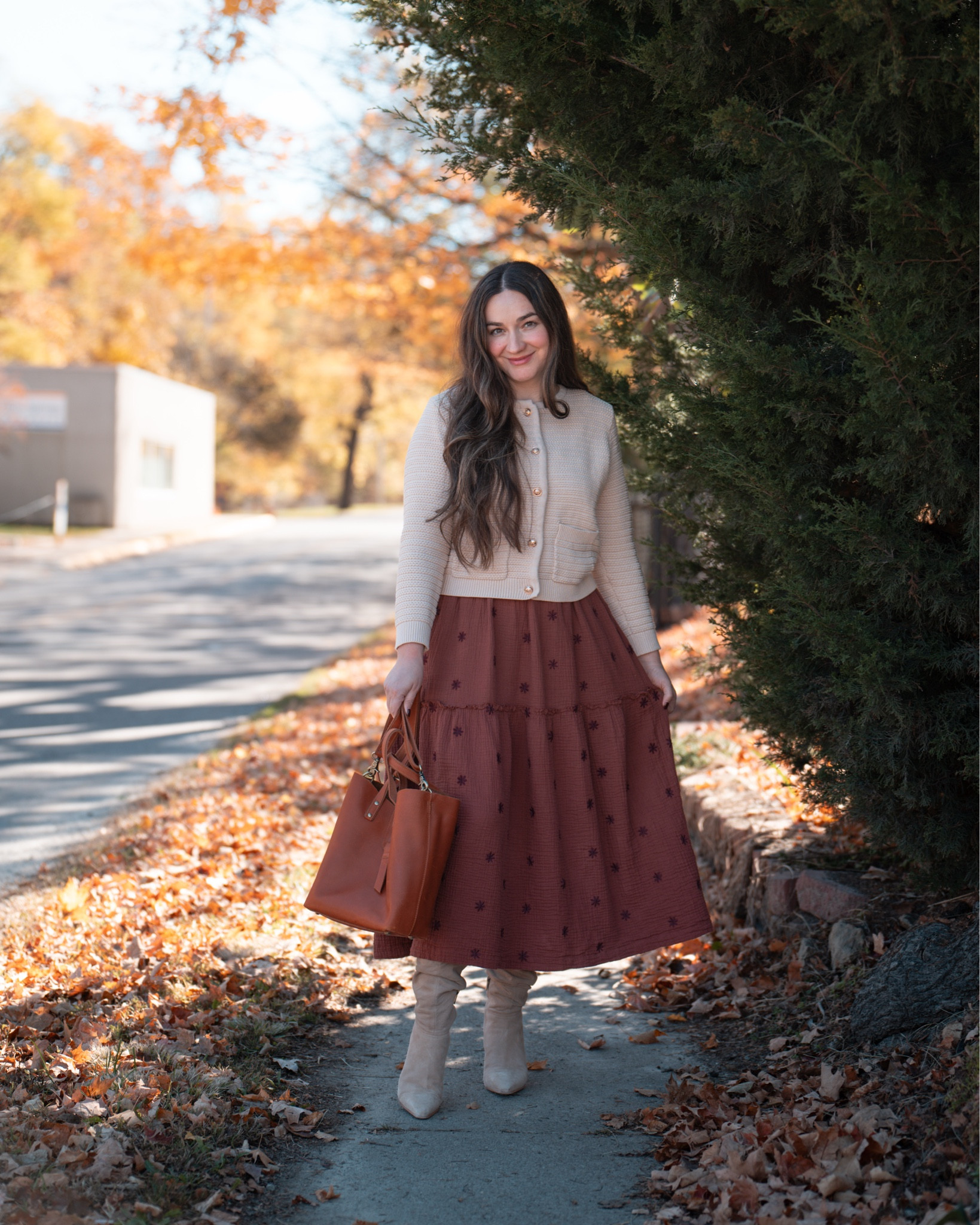 Cozy autumn vibes 🍂✨ Neutral knit cardigan, rust midi skirt, suede boots, and a caramel tote—simple yet chic for fall. Shop the look below!

#FallOutfit #CozyStyle #MidiSkirt #KnitCardigan #SuedeBoots #NeutralStyle 

#LTKSeasonal #LTKWorkwear