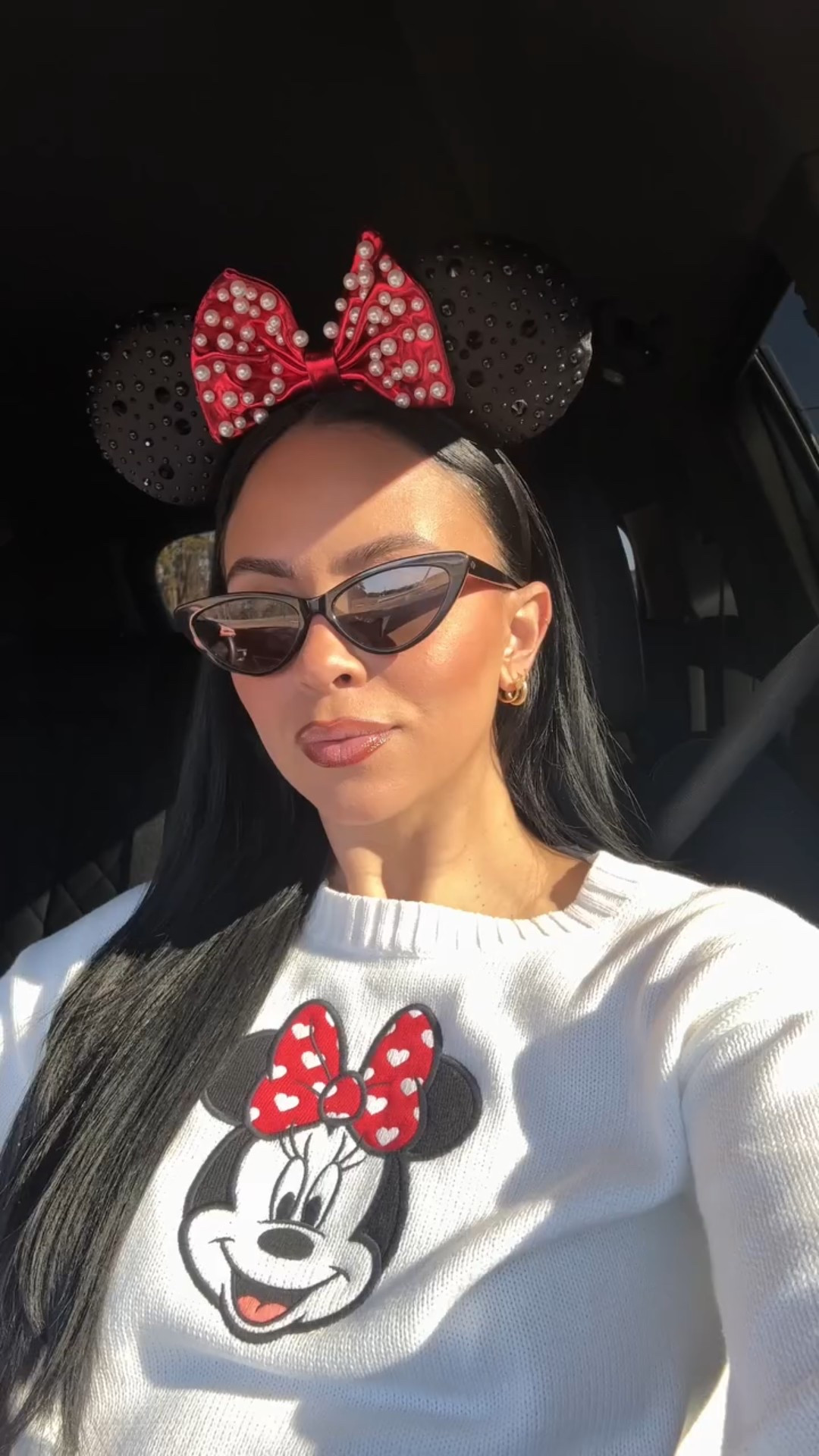 VLOG | Come with me to @disney @waltdisneyworld Festival of the Arts at Epcot 🎨🐭✨🌈 loved seeing the broadway activation, getting to draw, look at art and try some new food items!!!