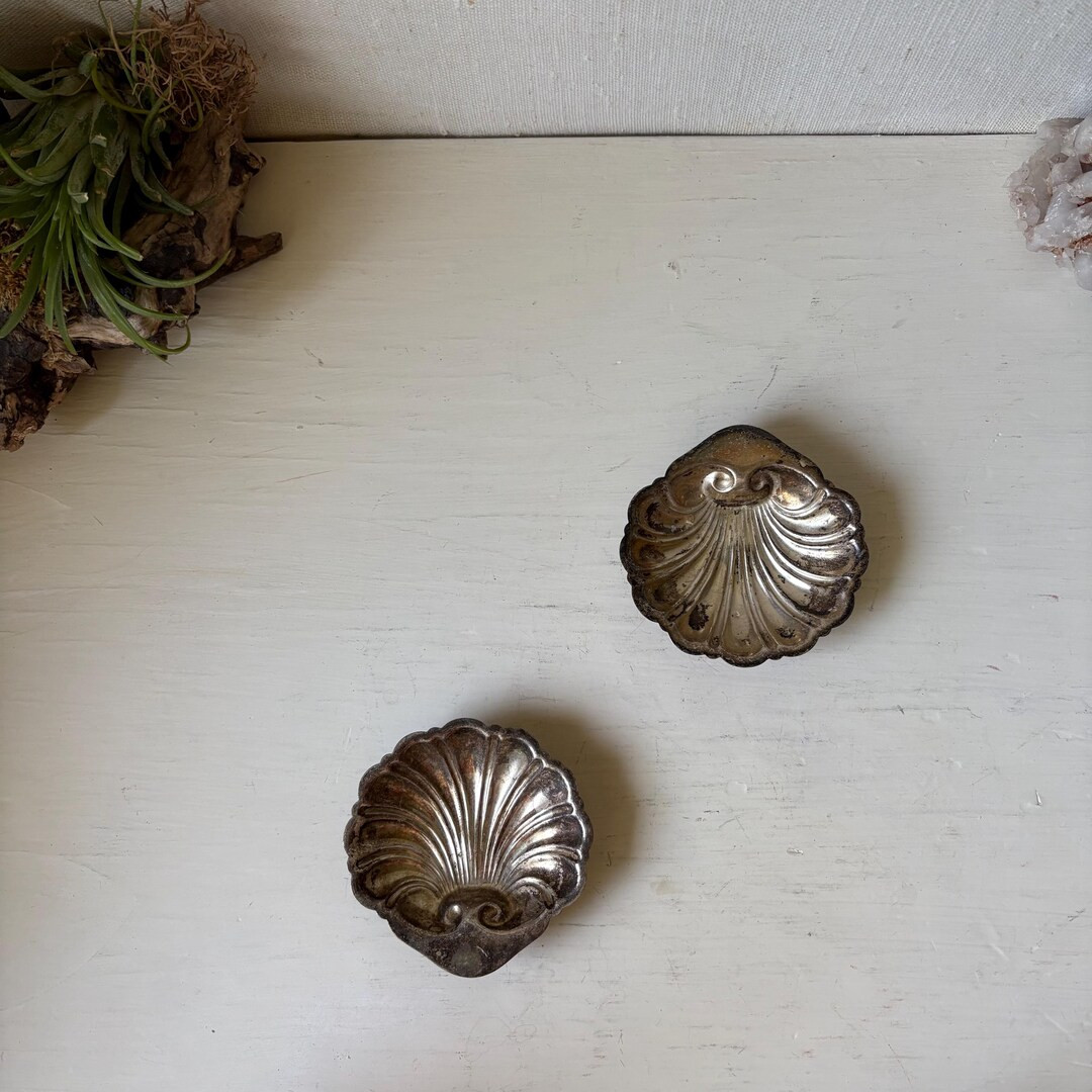Vintage Scallop Silver Dishes 2 - Silver Over Copper Catchall Tealight - Fluted Clamshell - Beach... | Etsy (US)