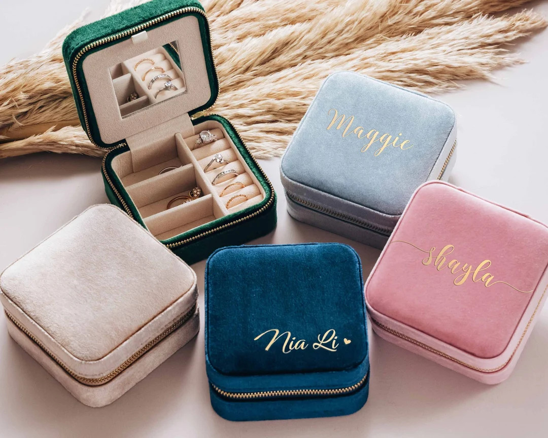 Custom Velvet Travel Jewelry Case Bridesmaid Gifts Proposal Valentines Day Gift Personalized Ital... | Etsy (US)