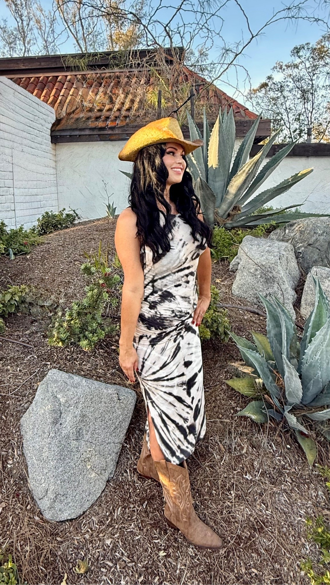 The Perfect Spring Dress! 🌟

I love the quality of this hand tie-dyed long dress from River + Sky. This maxi dress is so soft and comfortable yet looks super fashionable. 

It’s a perfect Spring outfit for the upcoming music festival season. 🤠

#RiverAndSky #HandDyed #SunWashedSpring #countryconcertoutfits #LTKspring #LTKspringtrends

#LTKspringtrends #LTKspring

#LTKFestival #LTKootd