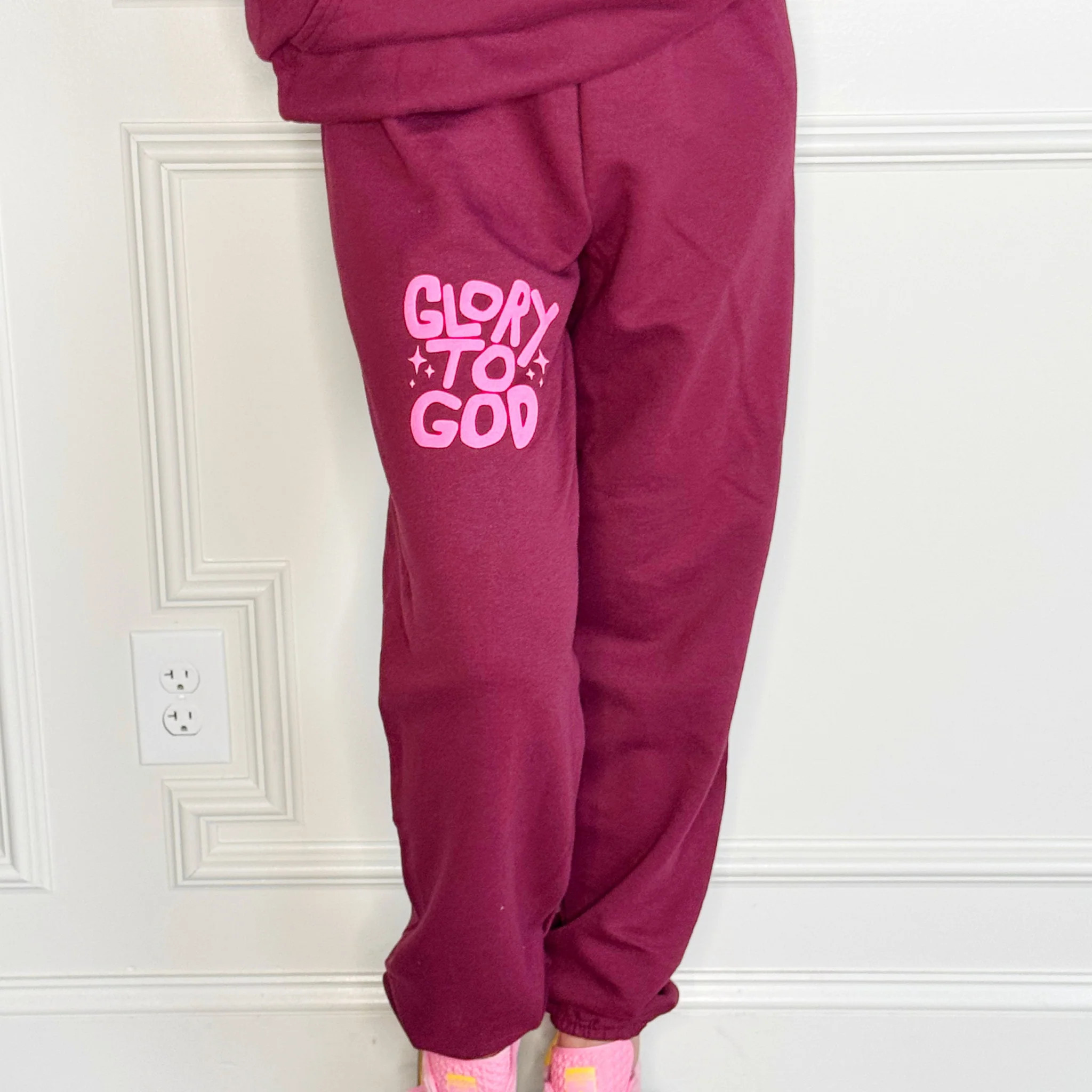 Puff Glory to God Maroon Sweatpant | Poppy & Pine