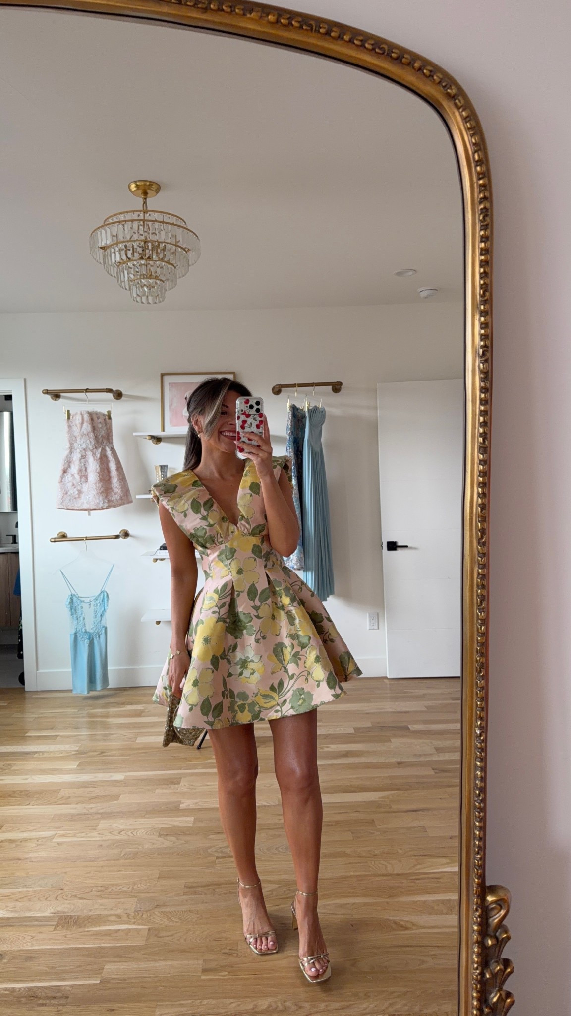 Yellow floral cocktail mini spring event dress or wedding guest dress 

Vici code: emerson30
Electric picks code: Emerson20

Wearing my usual small/2

Wedding guest
Formal event
Cocktial
Floral
Shower dress
Spring event
Special occasion 

#LTKgrwm #LTKSeasonal #LTKWedding