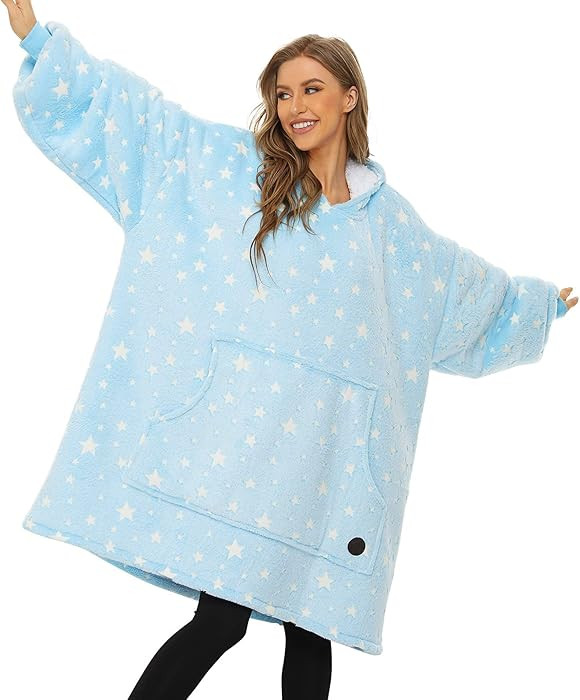 THREE POODLE Wearable Blanket Hoodie for Women, Oversized Sherpa Sweatshirt Blanket for Adults Me... | Amazon (US)