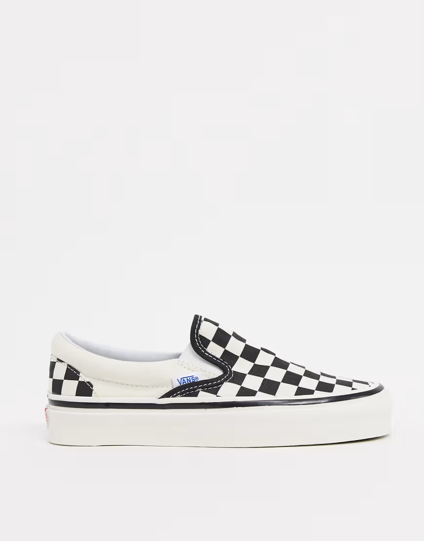 Vans Anaheim Classic Slip-On 98 DX sneakers in checkerboard-Black | ASOS (Global)