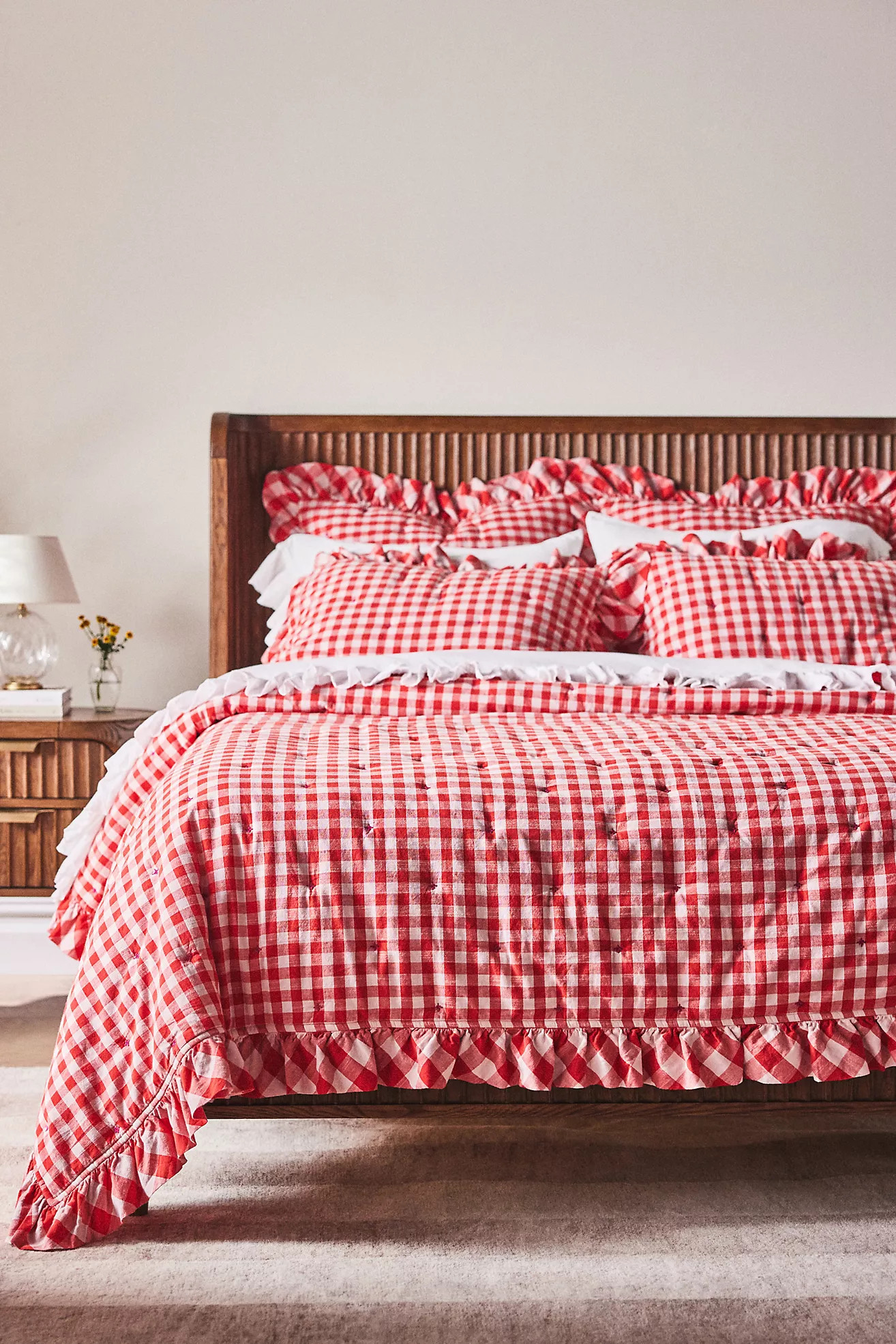 Gingham Ruffle Yarn-Dyed Cotton Quilt | Anthropologie (US)