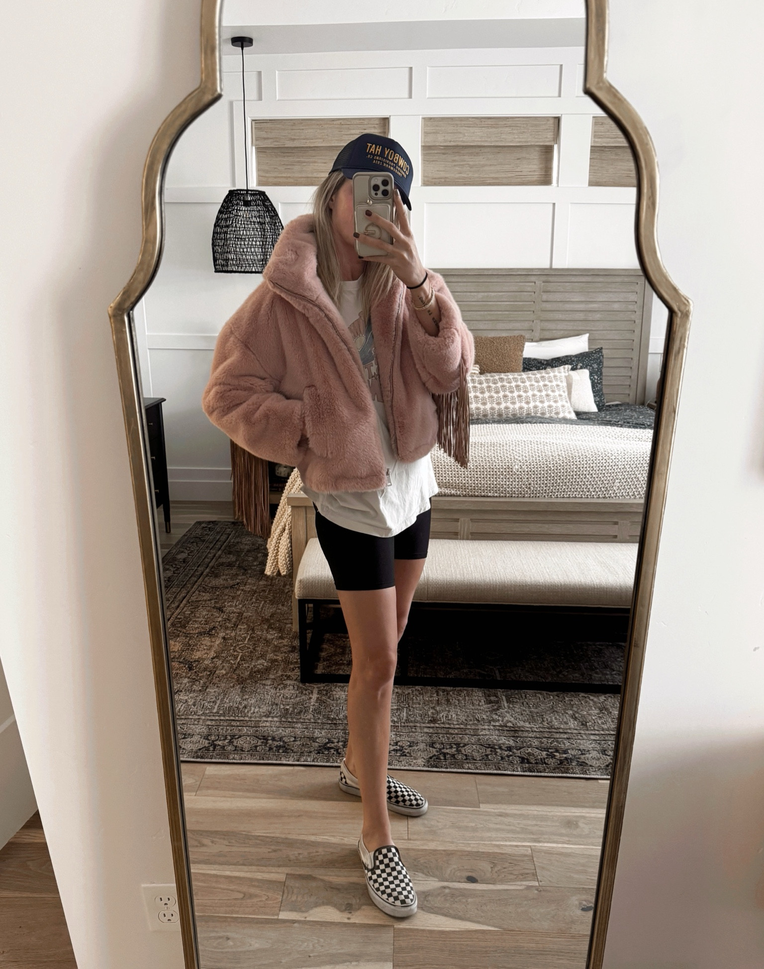 It's the jacket of my dreams 💕✨ and sadly sold out everywhere but I found a few on Poshmark! Everything's linked! 

#LTKFindsUnder50 #LTKFindsUnder100 #LTKShoeCrush