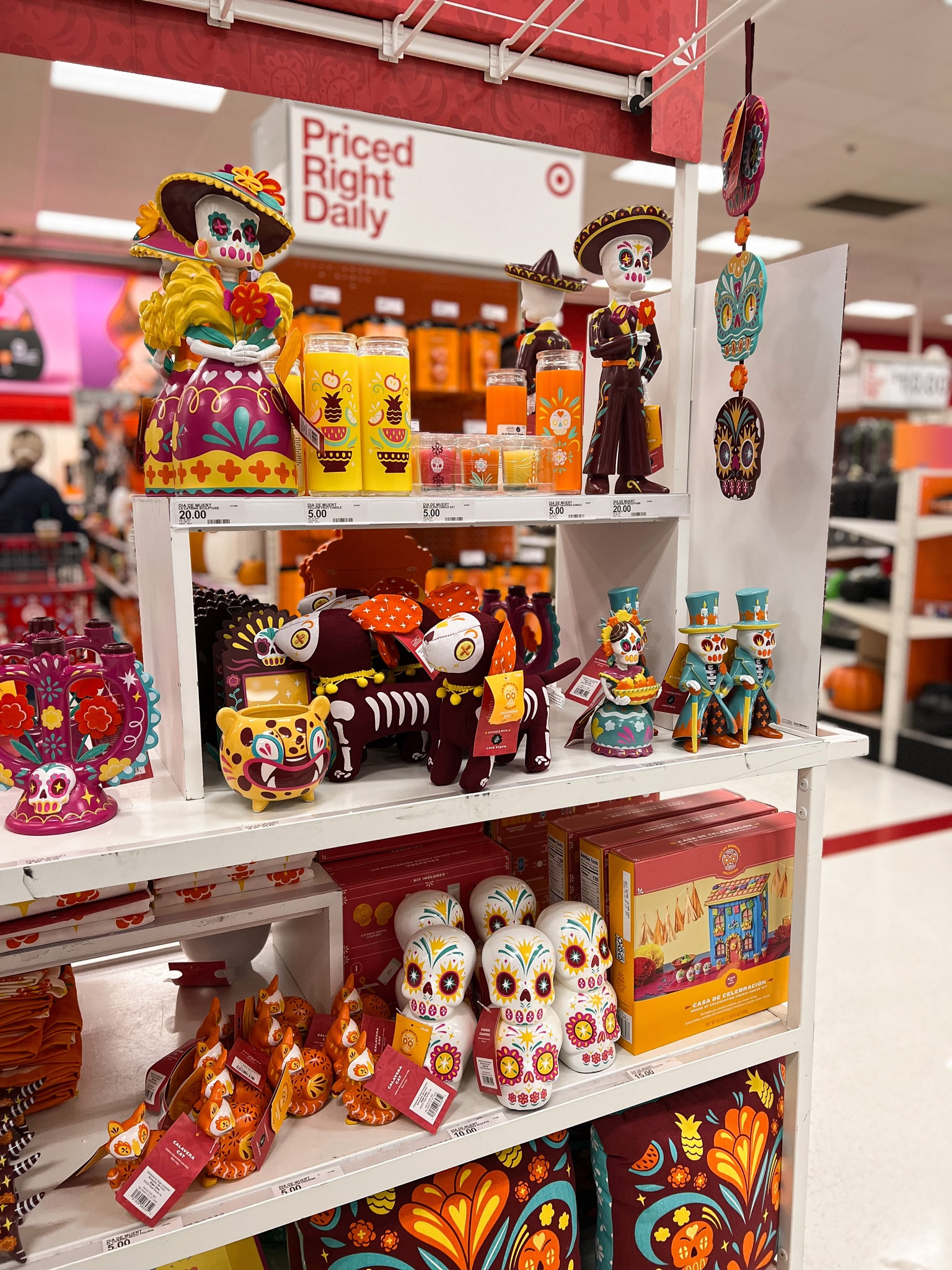 Dia de Muertos collection at Target

Target home | Target style | Target finds 

#LTKfamily #LTKhome