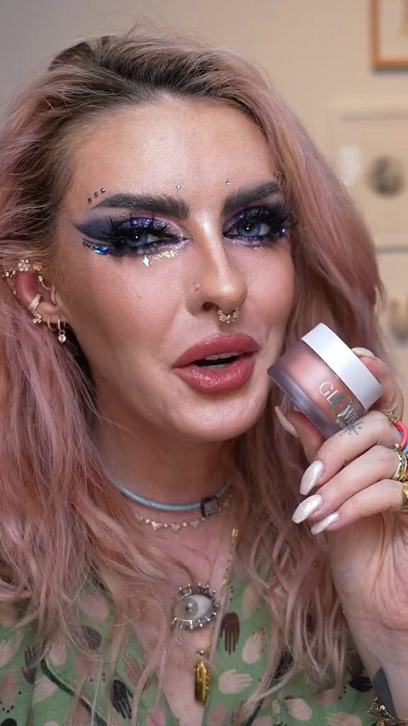 A diferença de um lado para o outro... 



#LTKbeauty #LTKbrasil