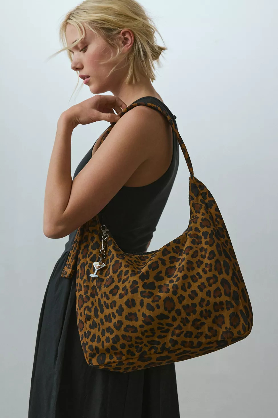 BAGGU Nylon Shoulder Bag | Urban Outfitters (US and RoW)