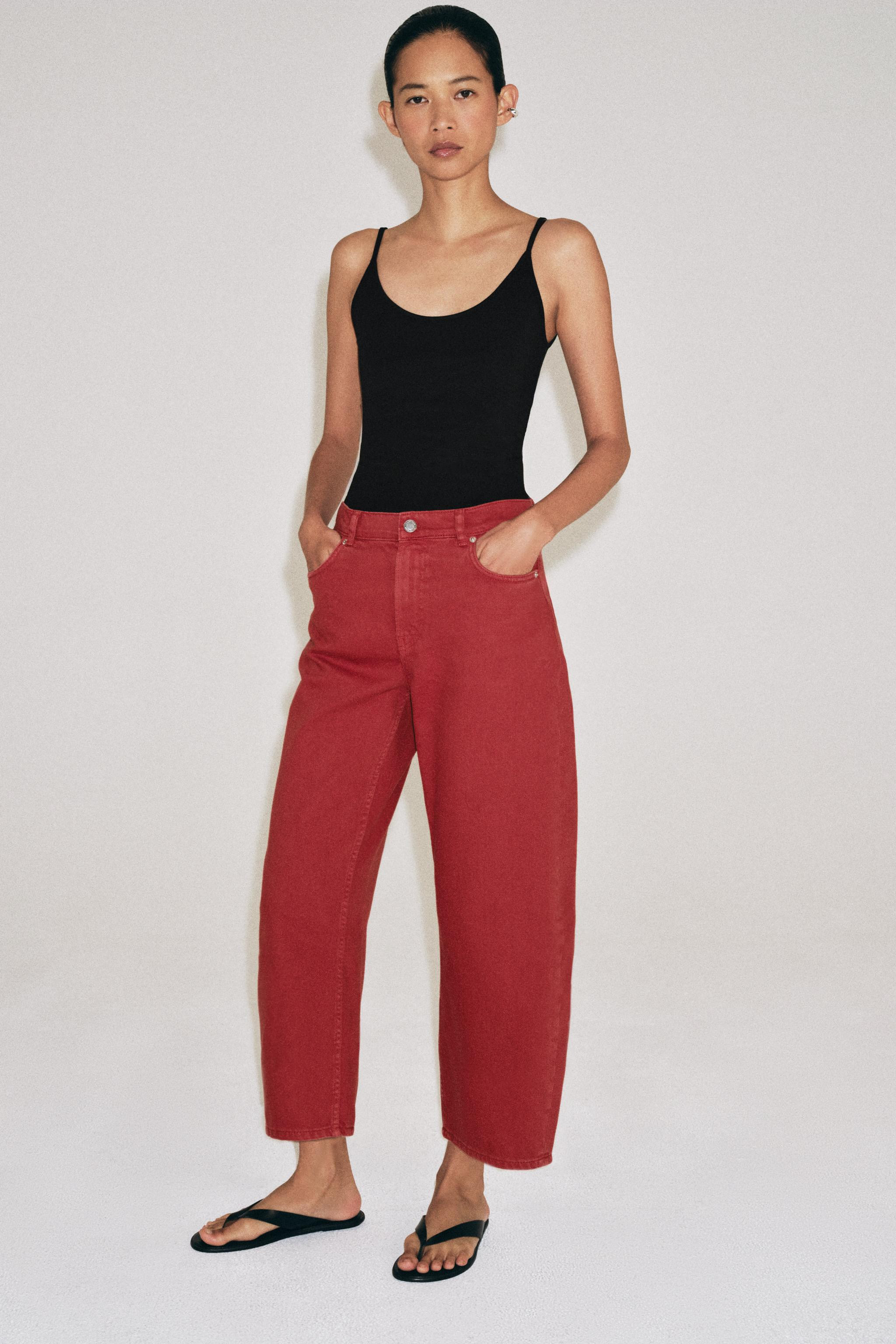 ZW COLLECTION MID-RISE CAPRI BALLOON JEANS | Zara US