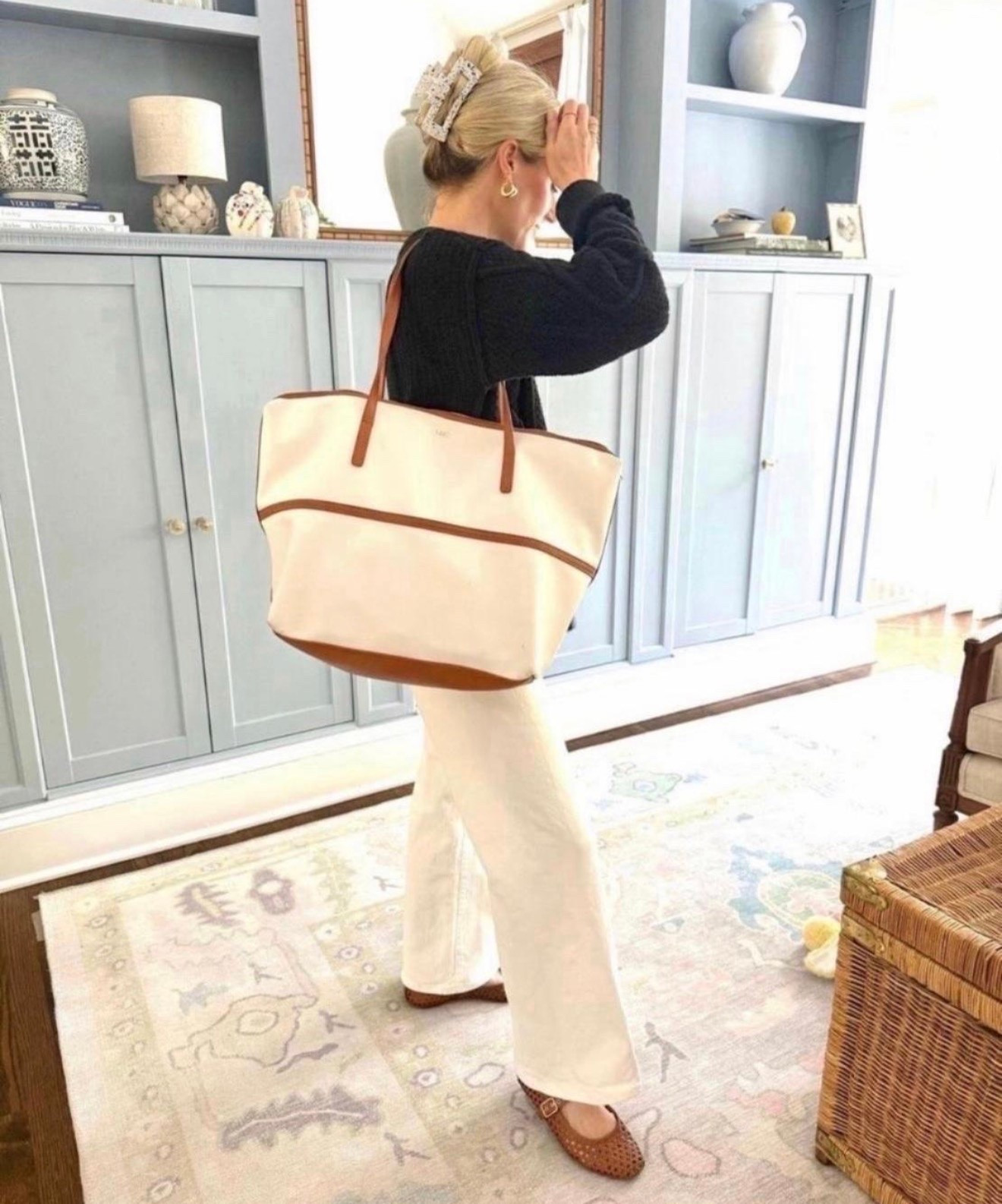 Truly the perfect transition outfit going into Fall! This bag is my tried and true for carrying all the mom supplies!

#LTKootd #LTKSeasonal #LTKgrwm