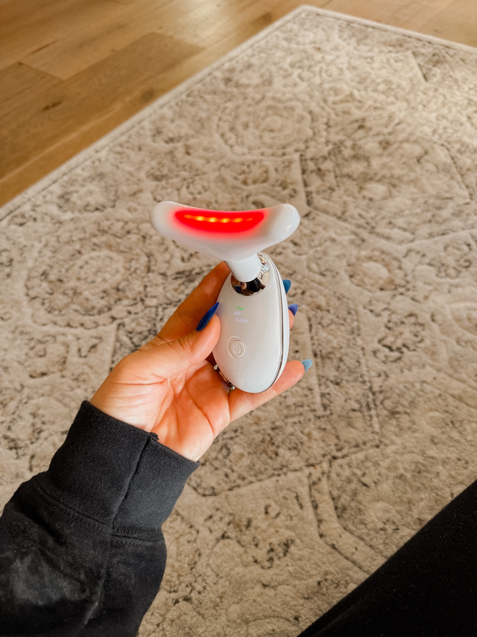 Light therapy face massager. 
