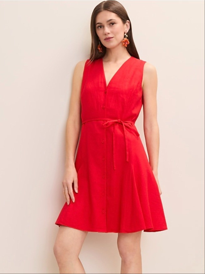 Petite linen blend red flare dress for short women.Hey I am 4'11/150cm petite fashion expert and I share style tips and fashion for short women.

#LTKPetite #LTKMidsize
