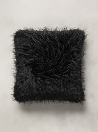 Tipped Faux Fur Pillow | Banana Republic (US)