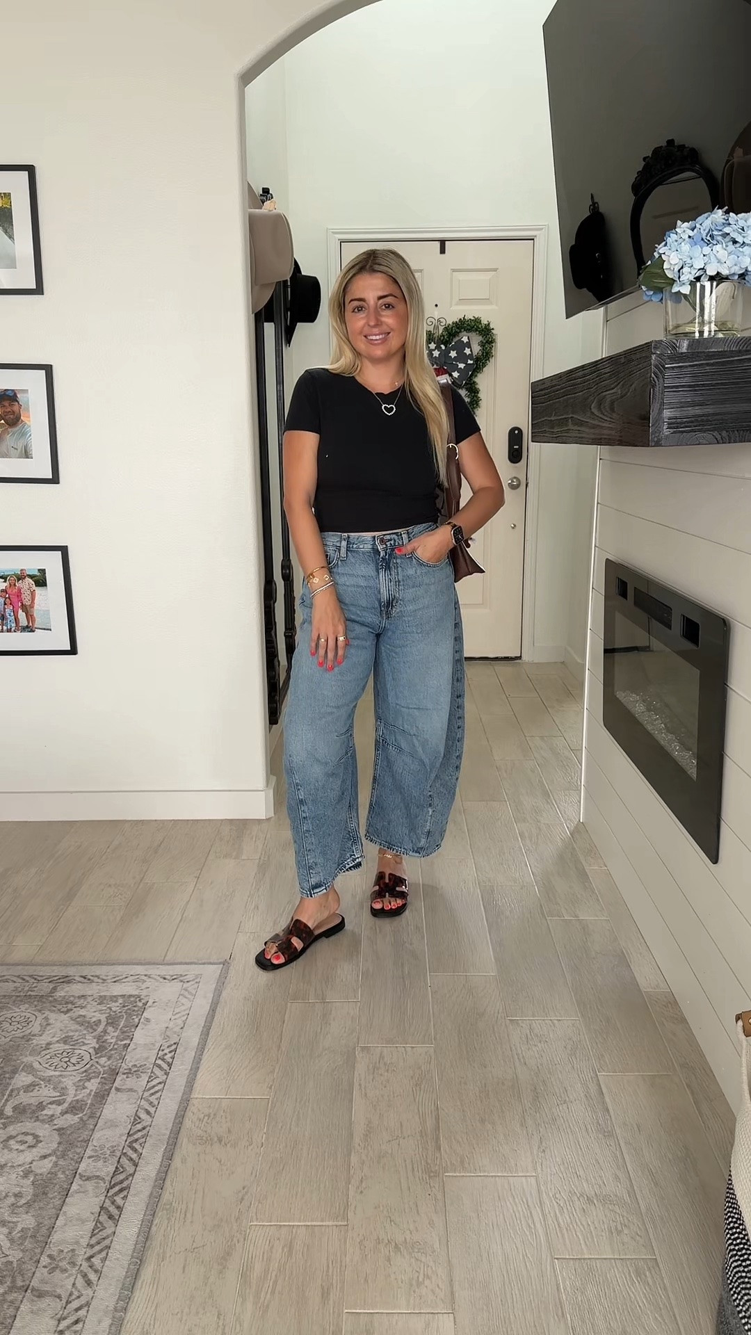 Comfy cute everyday outfit! 
Baby tee small
Barrel jeans 
Sandals tts

#LTKootd #LTKSaleAlert