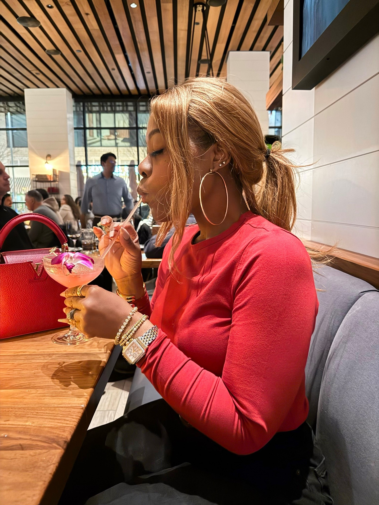 What I wore to dinner tonight , top is skims, jeans Zara, bag Louis Vuitton, accessories Madewell and bauble bar 

#LTKootd #LTKValentine #LTKdayinmylife