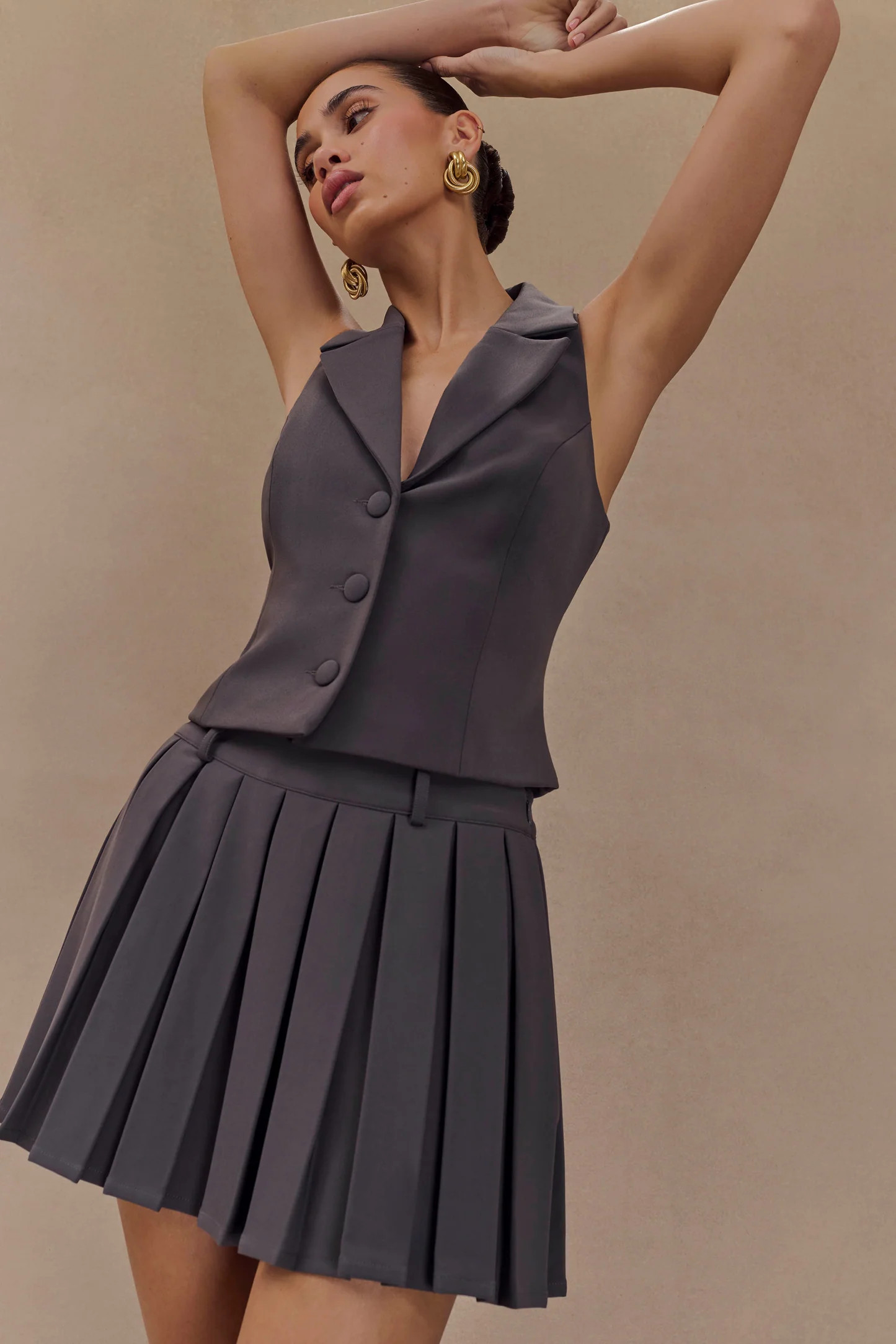 Suiting Vest - Charcoal | MESHKI US
