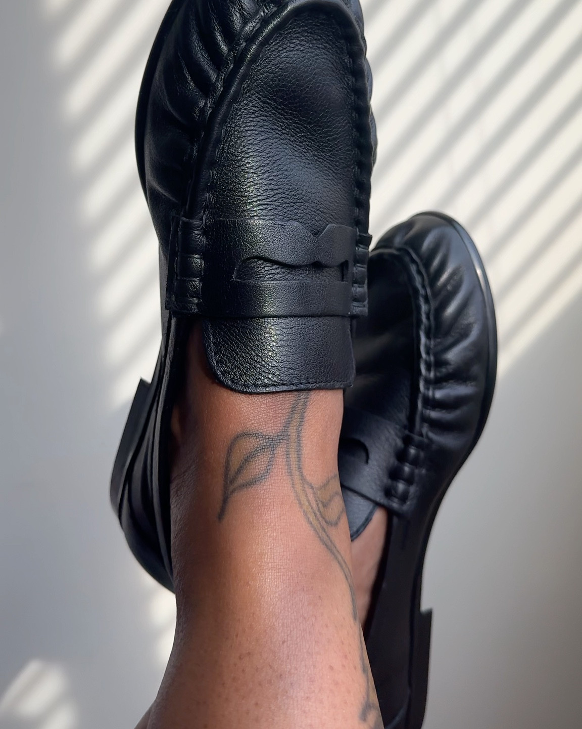 The loafer you need this Fall

Currently 20% Off with code: 20Off

#LTKStyleTip #LTKSeasonal #LTKShoeCrush