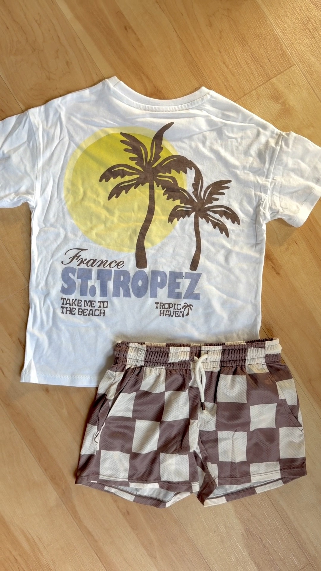 New Grayson Threads summer outfits for boys XS-XL. The stripe pants are toddler size 12M-5T

Plus I linked more below for you!

#boysclothes #kidsclothing #summeroutfits #targetfinds #targetstyle #boymoms #toddlerboyclothes #boyfashion #boystyle

#LTKSeasonal #LTKootd #LTKKids