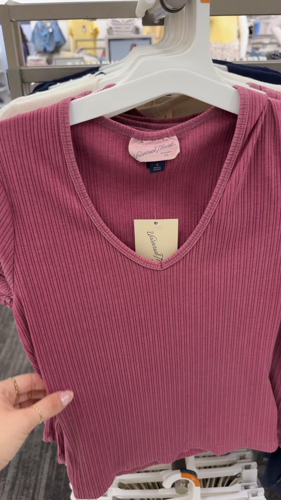 The cutest tee 🌸🌷👏🏼



#LTKootd #LTKMidsize #LTKSeasonal