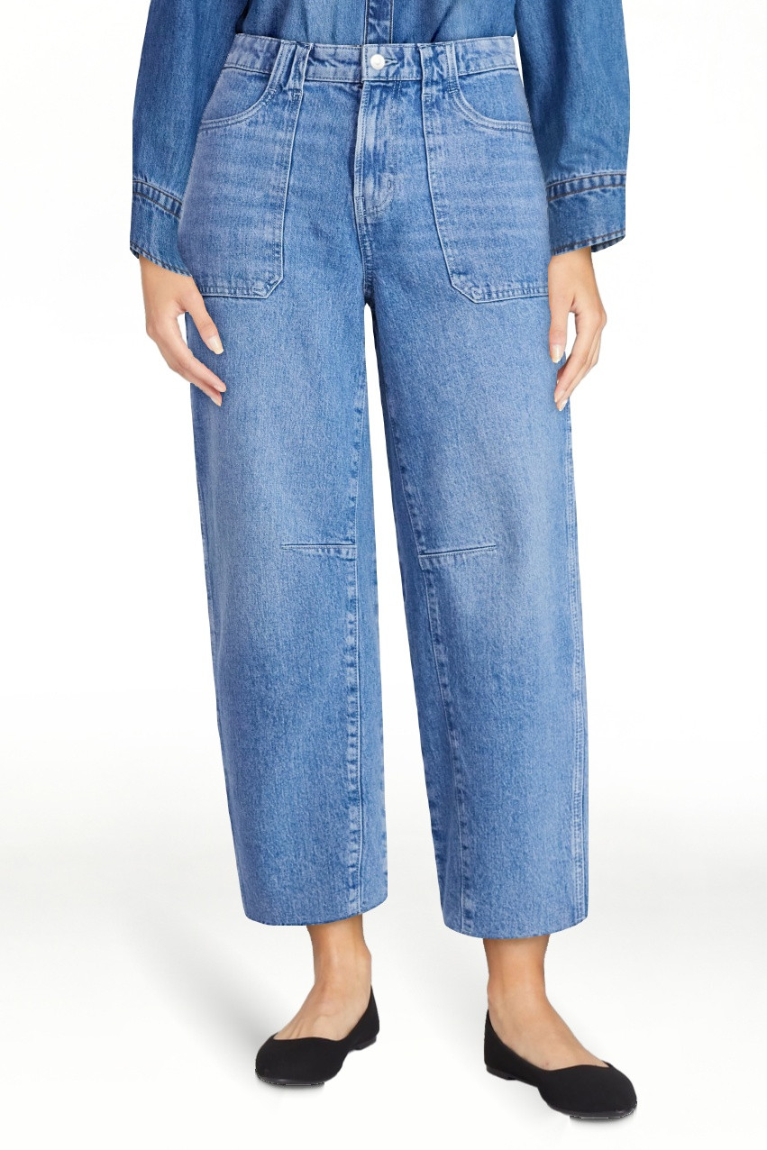 Free Assembly Women's Cropped Carpenter Barrel Jeans, 27" Inseam, Sizes 0-20 | Walmart (US)