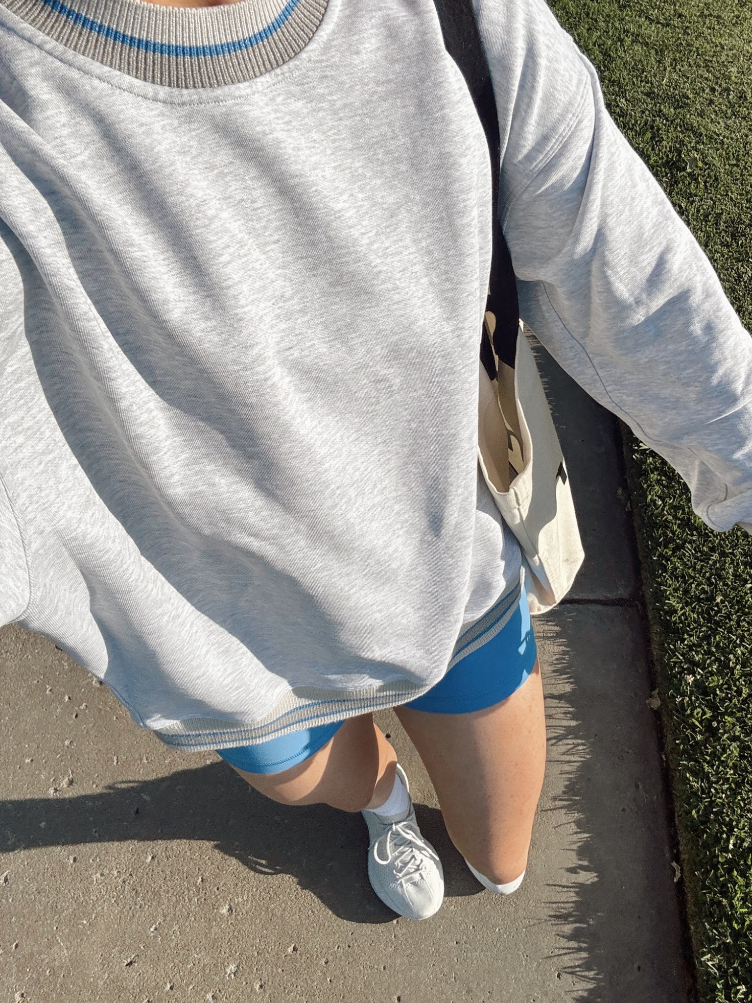 new lululemon blue set and sweatshirt
Sweatshirt: S
Shorts & tank: 4
Shoes: TTS, 8

#LTKFindsUnder100 #LTKActive