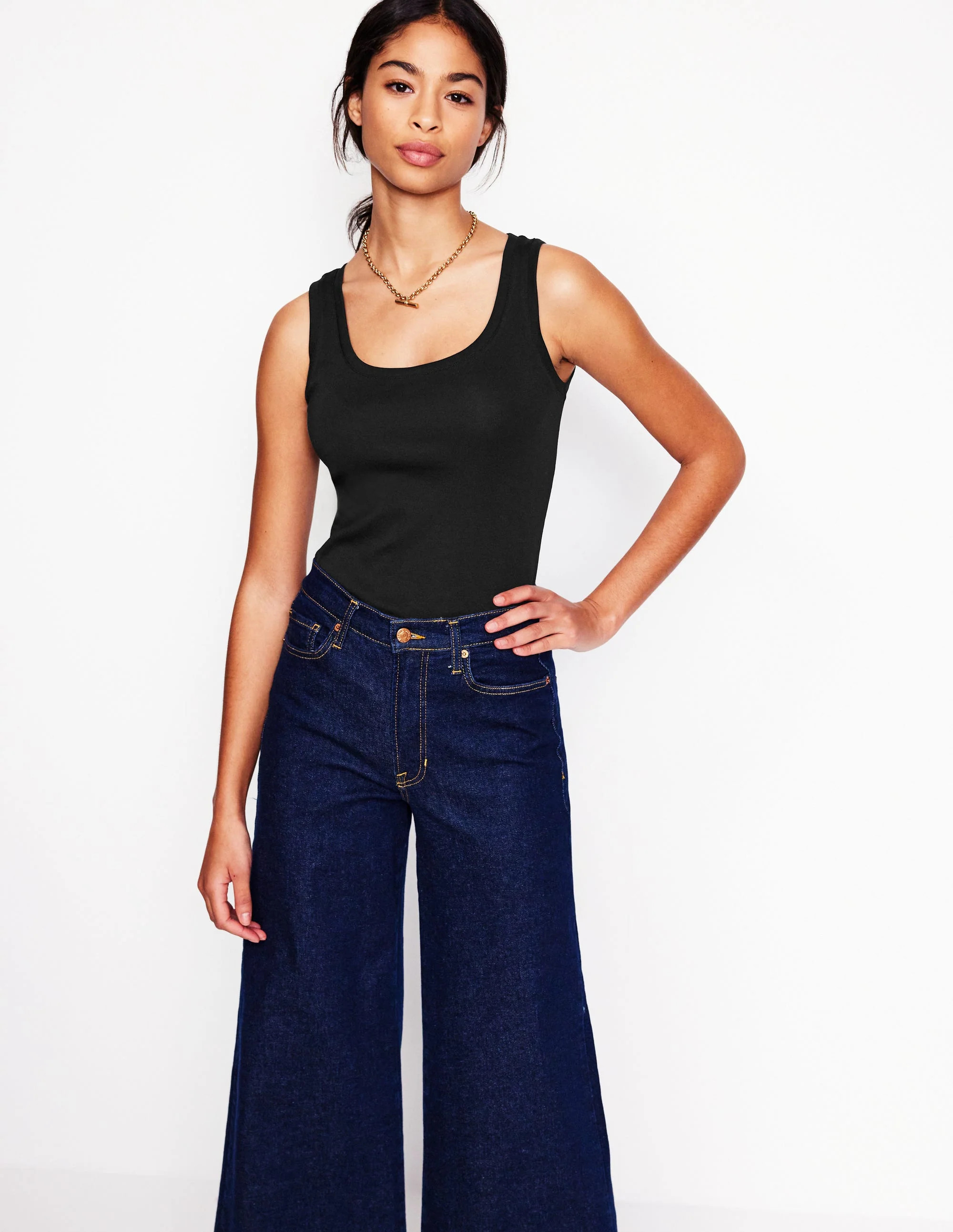 Essential Scoop-Neck Vest-Black | Boden UK