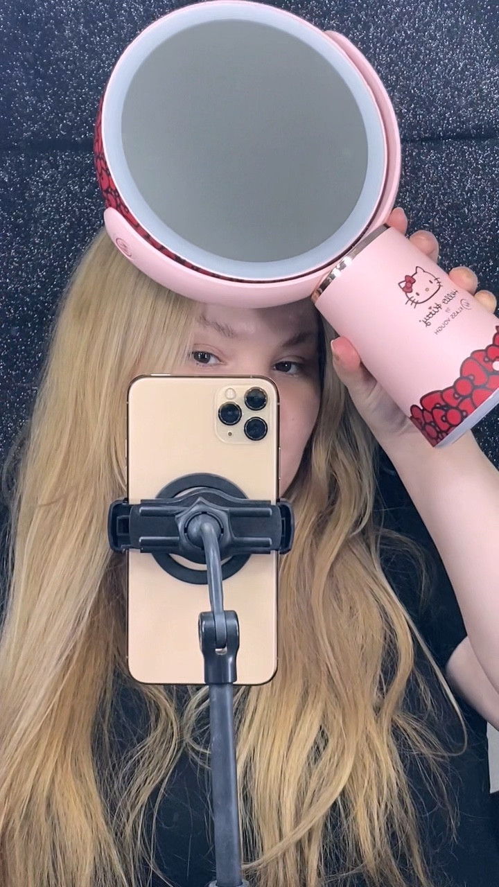 Meu espelho da Hello Kitty 💜 

#LTKbrasil #LTKbeleza #LTKautumn