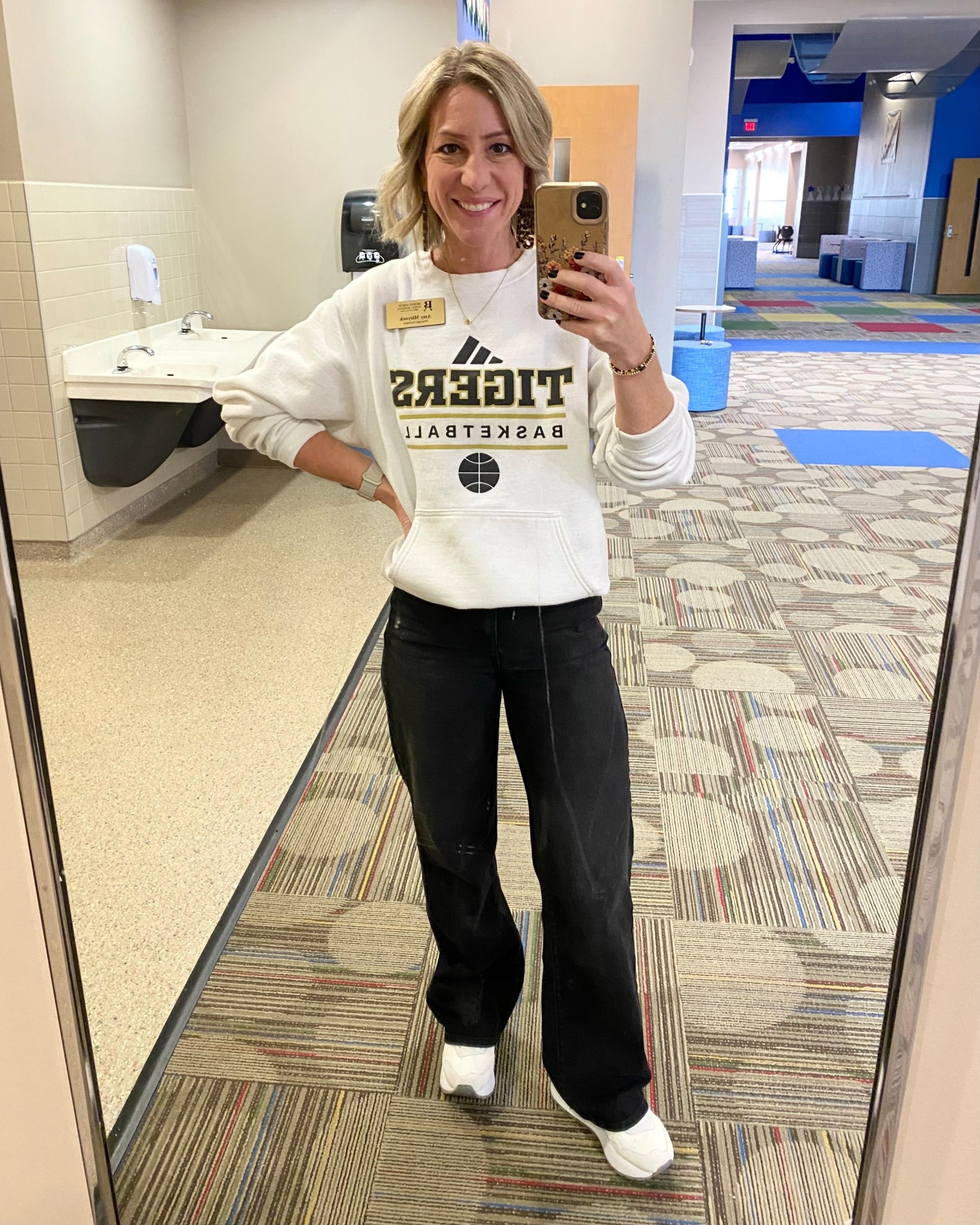 It’s game day! Headed to watch high school basketball games tonight. My oldest is on the team and I’m a sucker for fan apparel! And also these $16 jeans, I might own four different washes/patterns. Ha. They have elastic across the back for a no gap waist. They're a little long but nothing fun platform sneaks can’t help! 