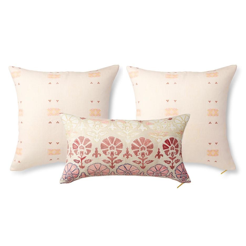 Blush Romantic - Bed Pillow Bundle | St. Frank (US)