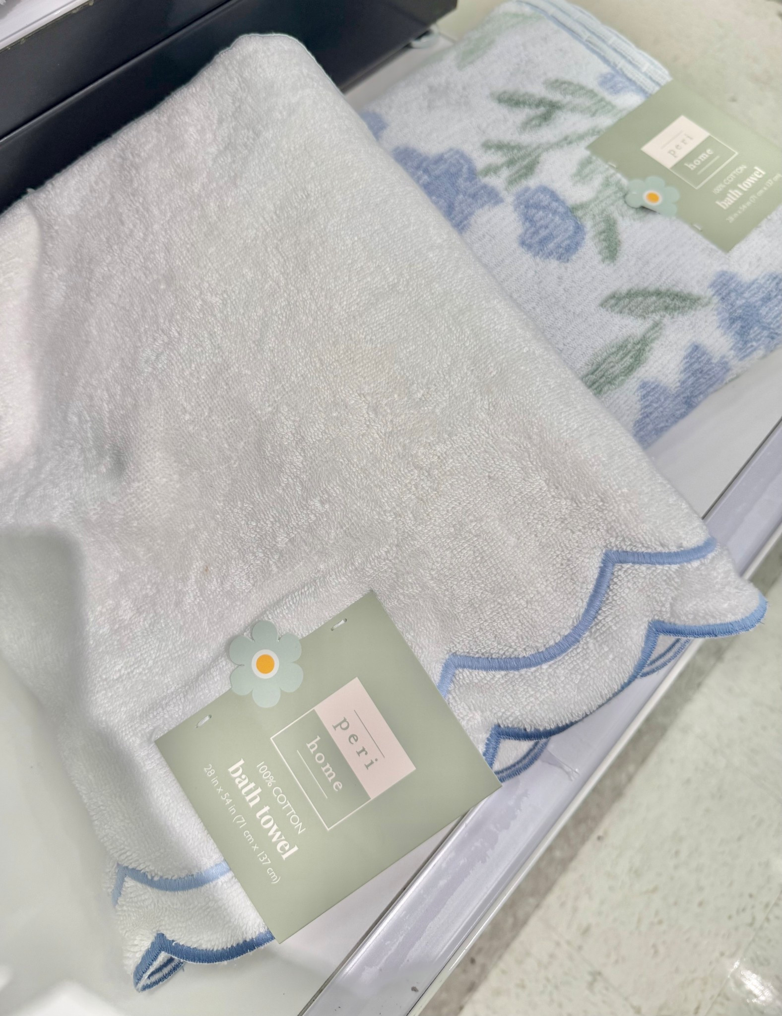 Scalloped obsessed ladiesss 🤩
Look want I found 

#LTKHome