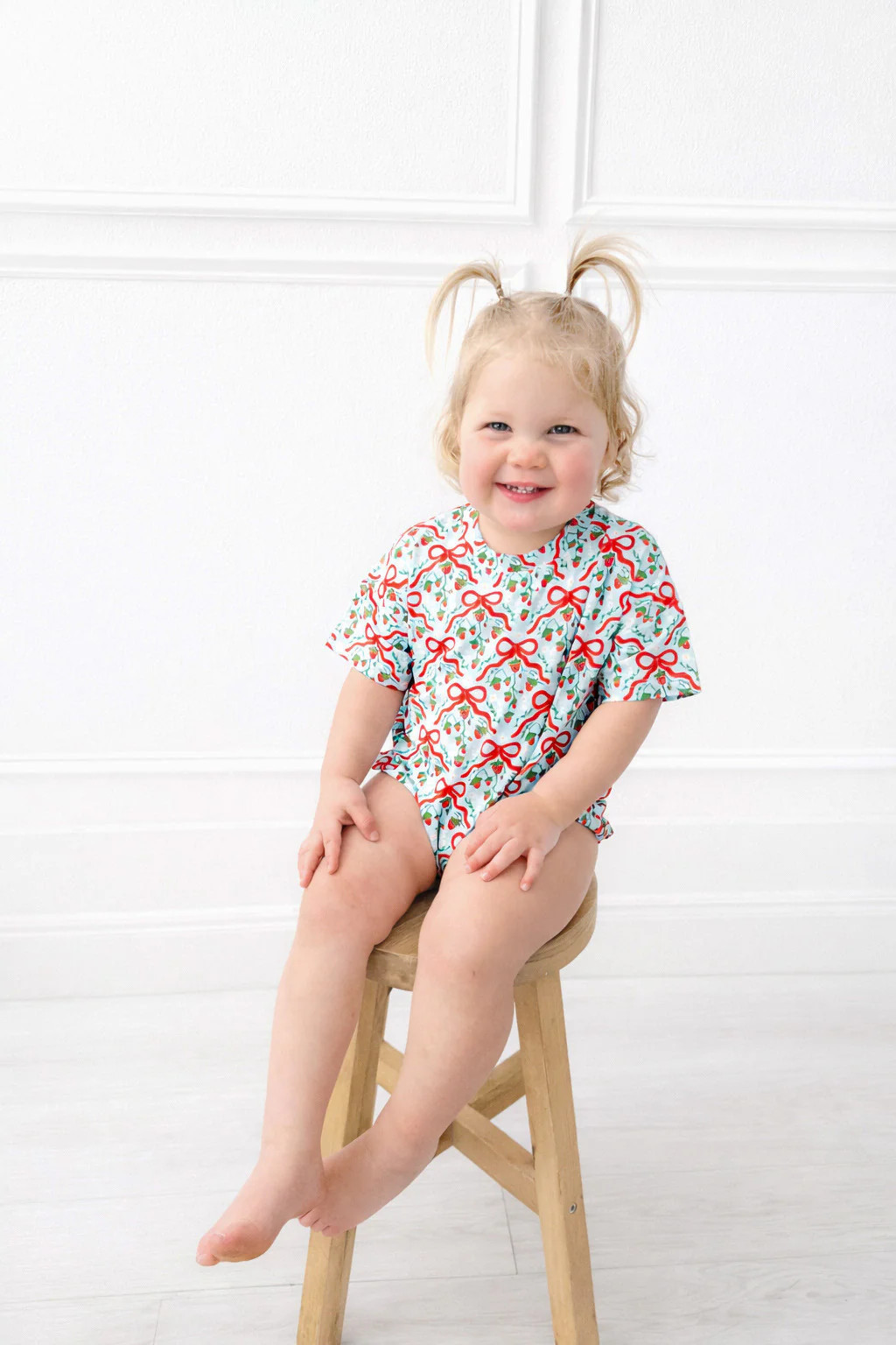 Strawberry Bows T-Shirt Bubble | Poppy Kids Co