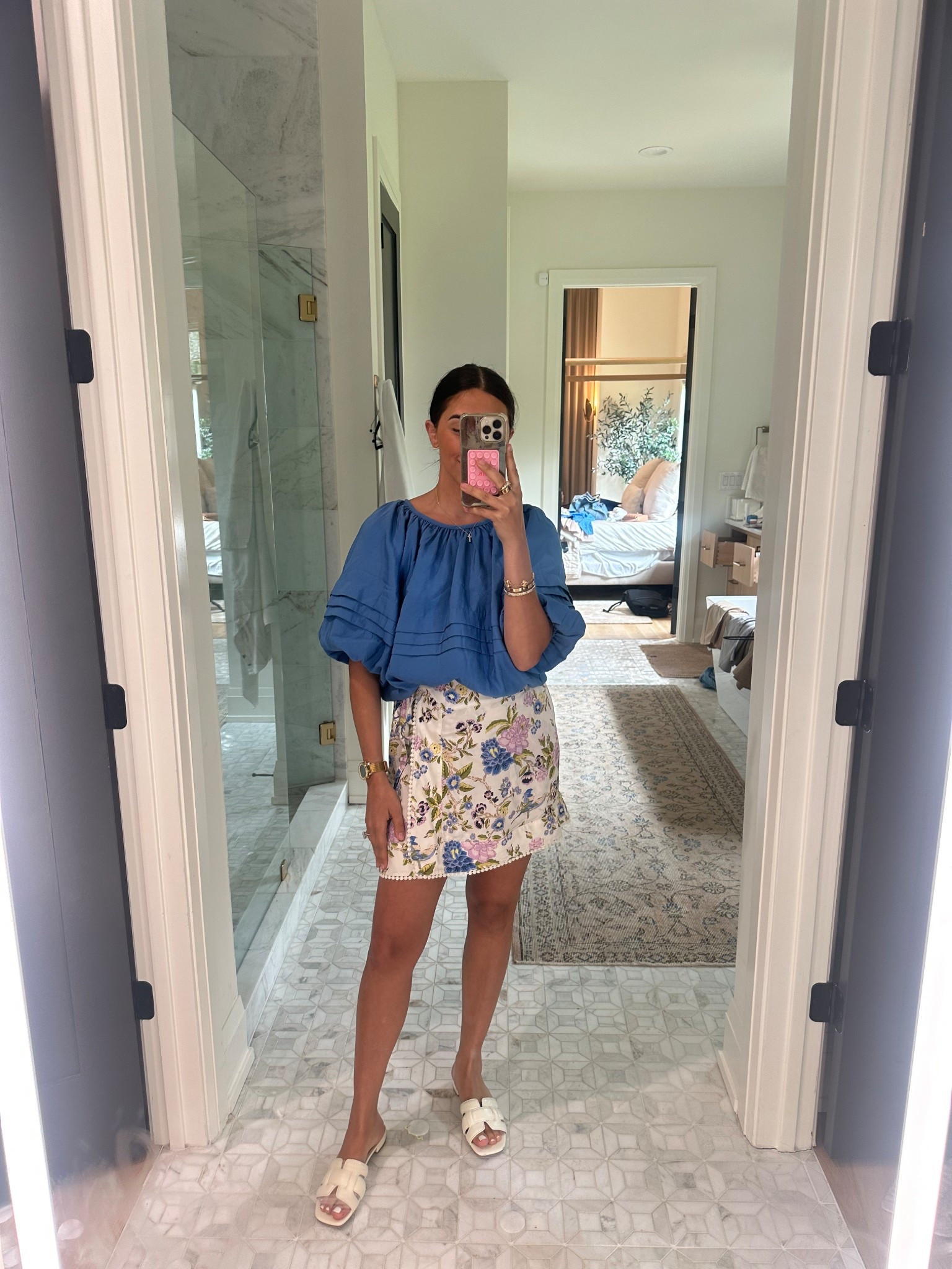 Code: DEDE20
Top: small
Bottoms: uk 10

Love a good wrap skirt. The flower details are precious. Would be cute for a spring event!


#LTKSaleAlert #LTKStyleTip