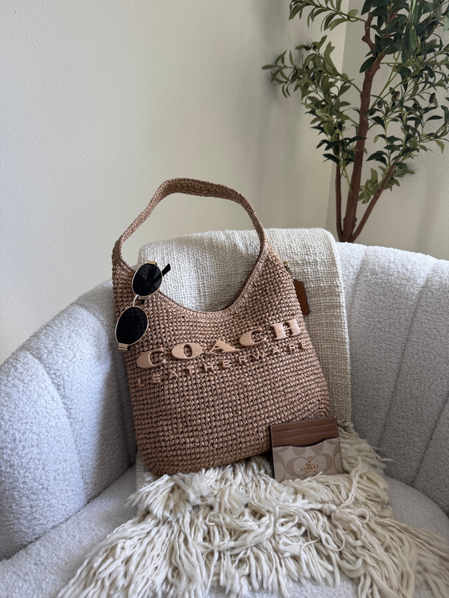Brooklyn Shoulder Bag 28 in Brass/Natural