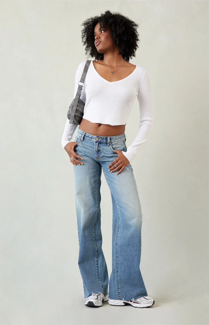 Women's Casey Low Rise Baggy Jeans Ripped Raw Cut Medium Blue in Medium Indigo - Size 26 | PacSun