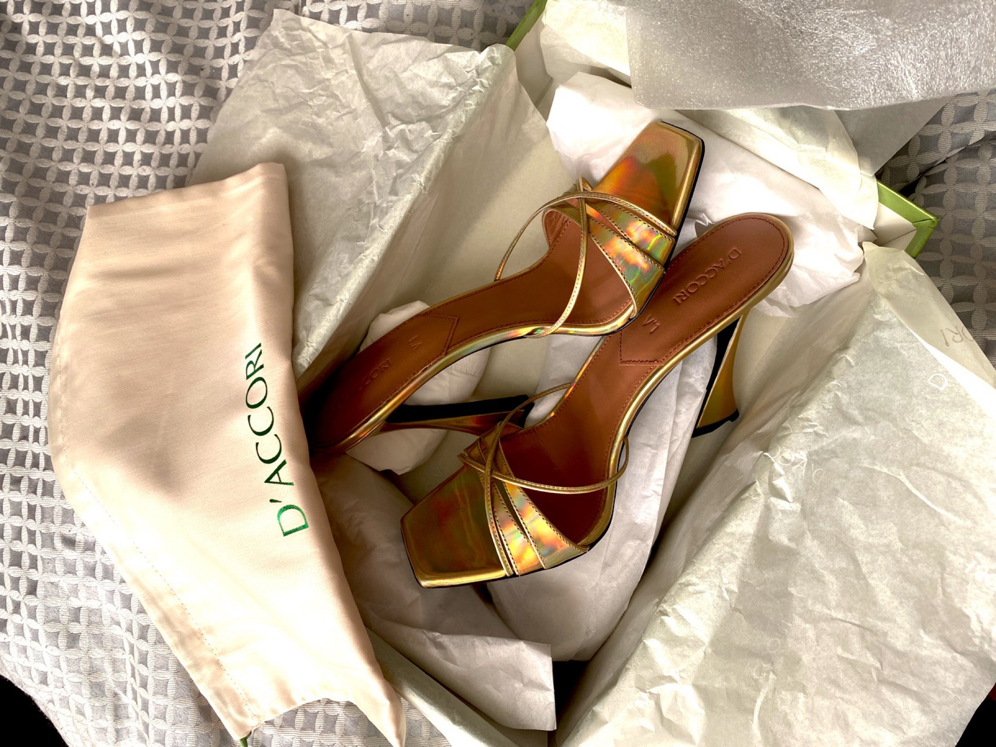 Been searching for some gold heels and I’ve finally found the perfect pair! ✨ #Daccori #DaccoriHeels 

#LTKunder50 #LTKFind #LTKeurope