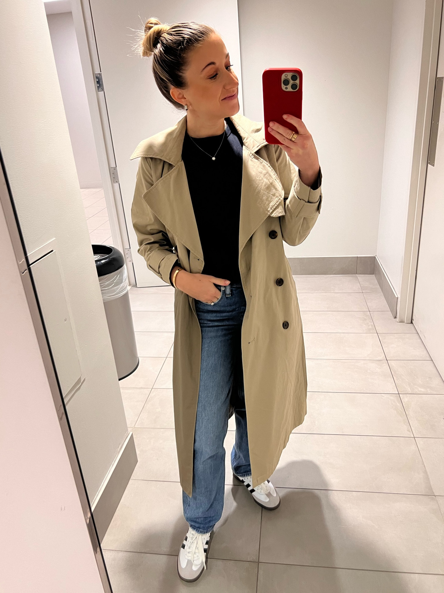 Work OOTD 2.9.2024

Casual Fridays are my favorite! 
Tee and jeans - Abercrombie (on sale!)
Trench coat - Banana Republic
Shoes - Adidas
Earrings and socks - Amazon 
Hair - dae styling gel
