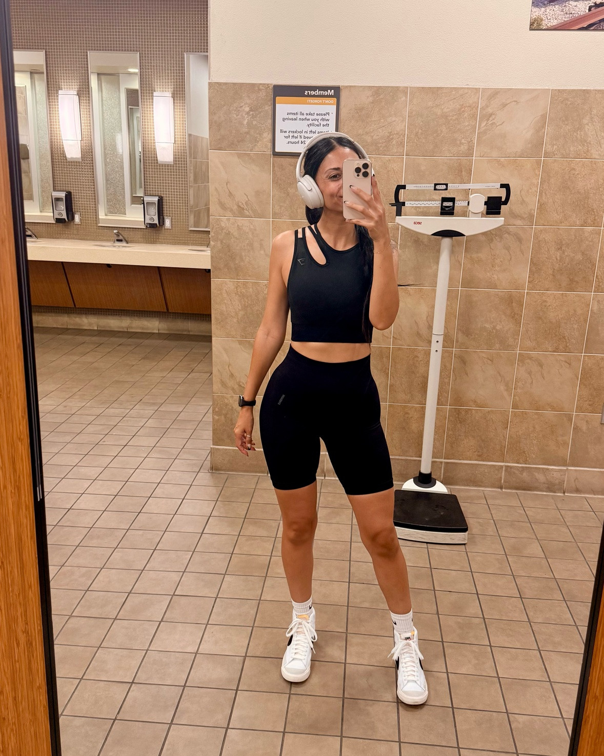 GYM essentials

#LTKootd #LTKfitnessgoals #LTKdayinmylife
