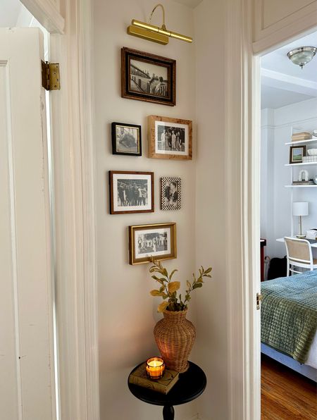 small space gallery wall 

#LTKhome
