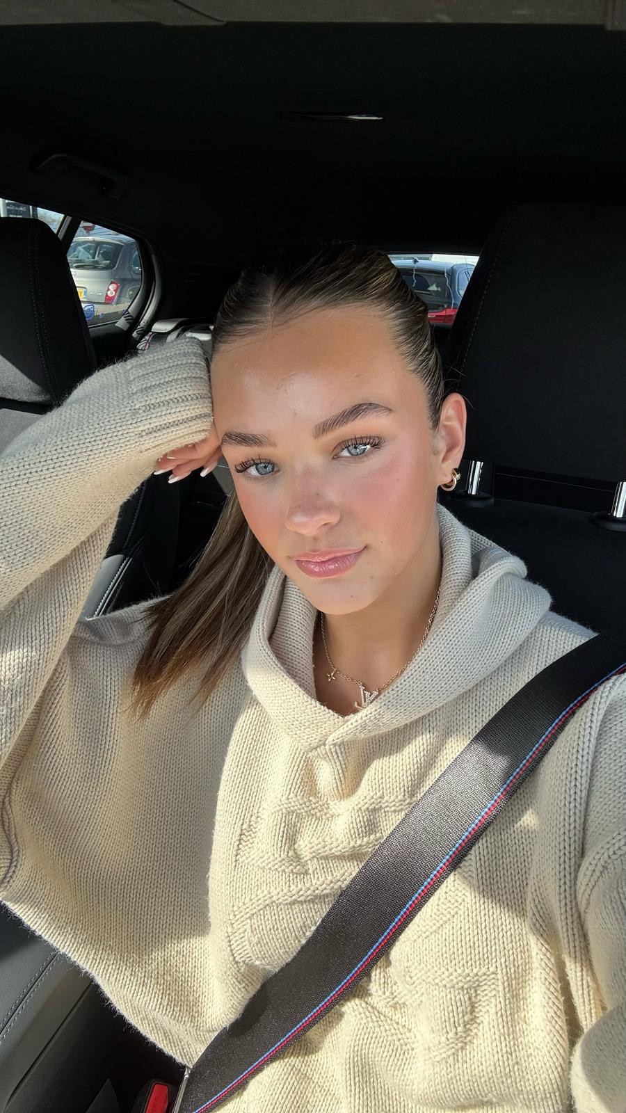 Sisters and Seekers knit hoodie 🌼✨

#LTKsummer #LTKuk #LTKspring