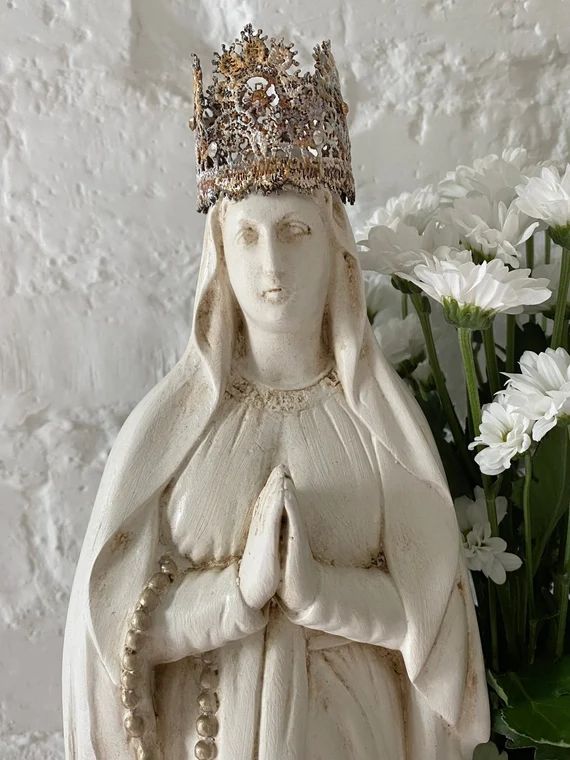 Virgin Mary Statue / French Decor / Religious Statue / Madonna | Etsy | Etsy (US)
