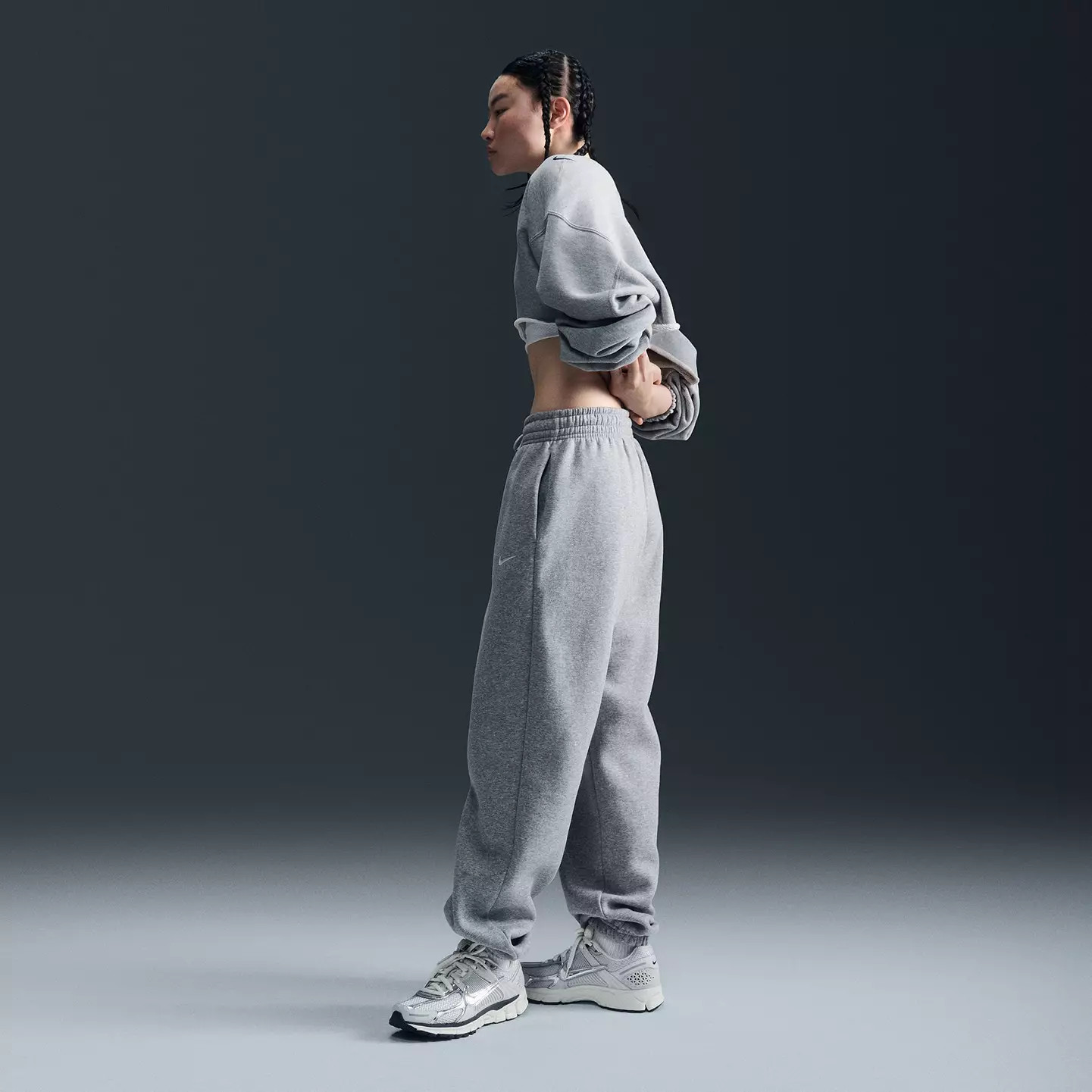 Nike Women's Sportswear Phoenix Fleece High-Waisted Oversized Sweatpants | DICK'S Sporting Goods