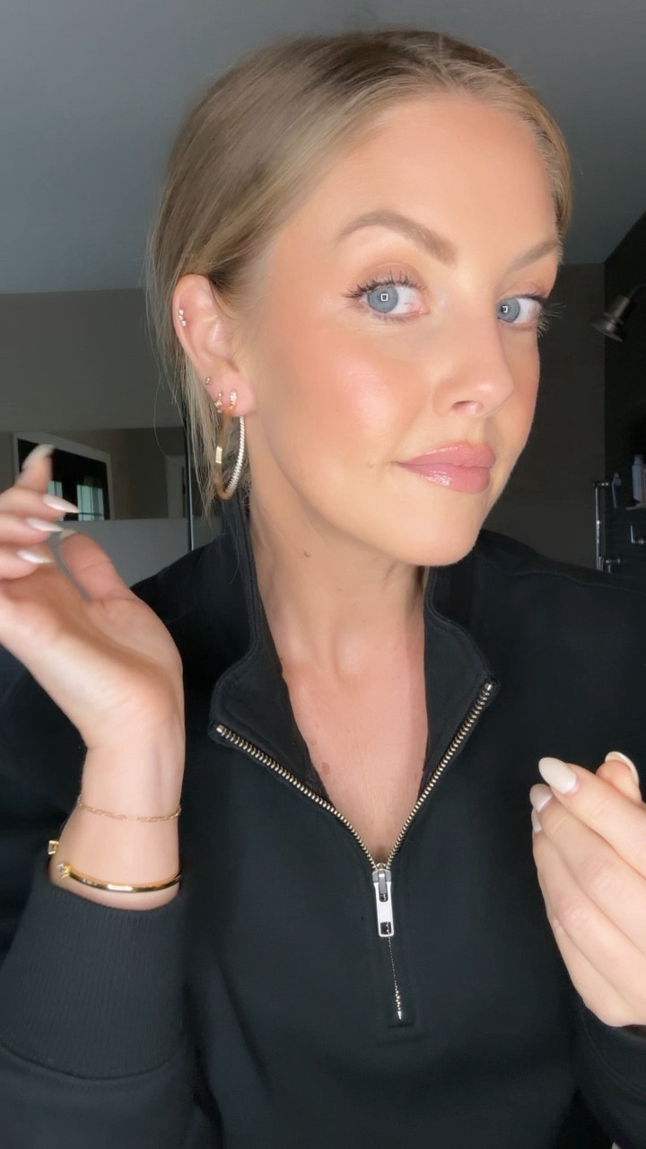 XS Bp jogger set / Try code ALMOSTREADY15 on the lip duo!

#LTKGiftGuide #LTKfindsunder50 #LTKstyletip