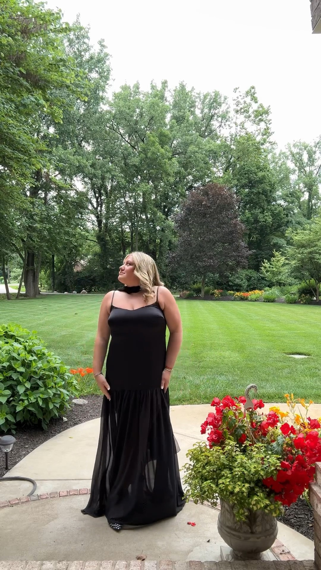 black tie wedding guest dress 🖤

#LTKSeasonal #LTKStyleTip #LTKWedding