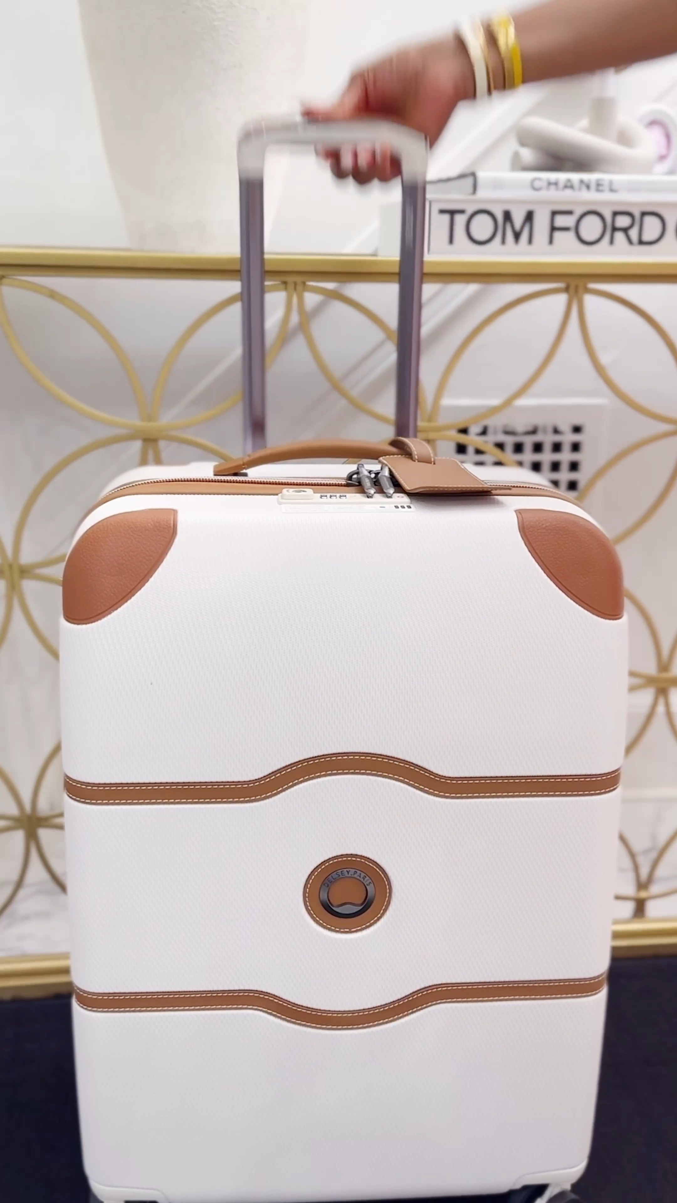 Love a good deal and this is on a 28% off Sale 💕

#LTKVideo #LTKItBag #LTKTravel