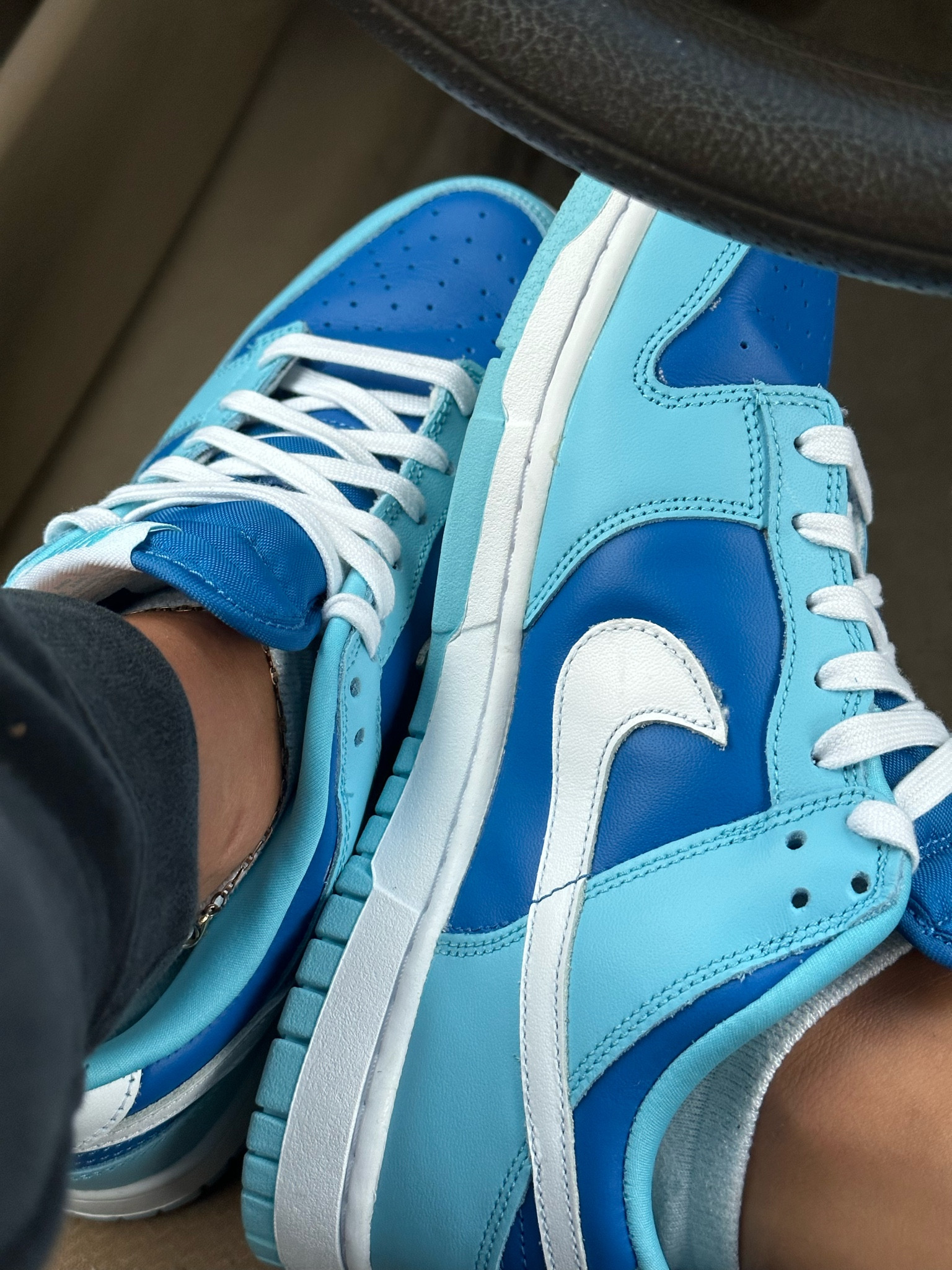 All the blues 

#LTKSeasonal #LTKHoliday #LTKGiftGuide