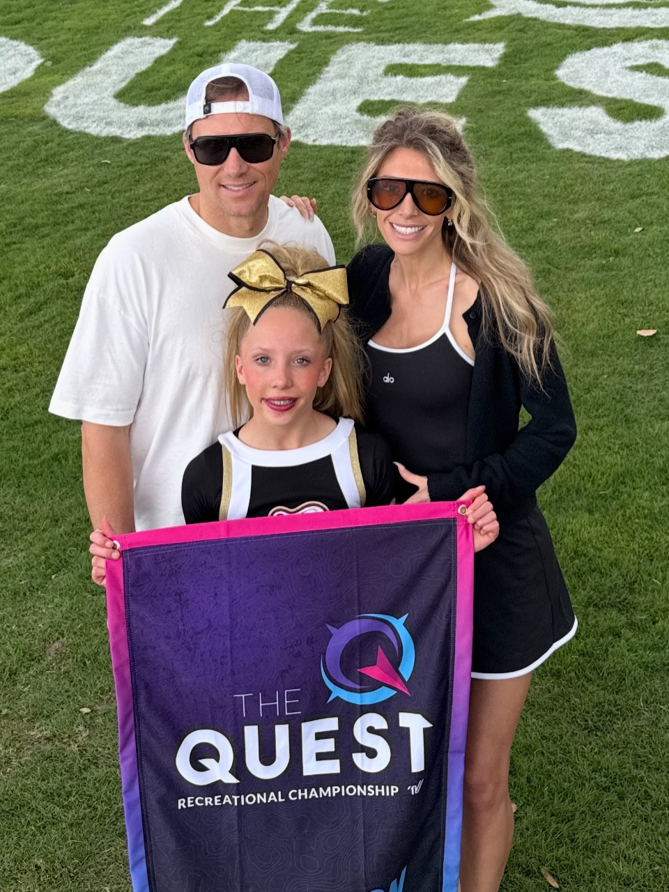 a season to remember 💫 love watching Holland grow up with her friends by her side 👯‍♀️ @Alo Yoga 