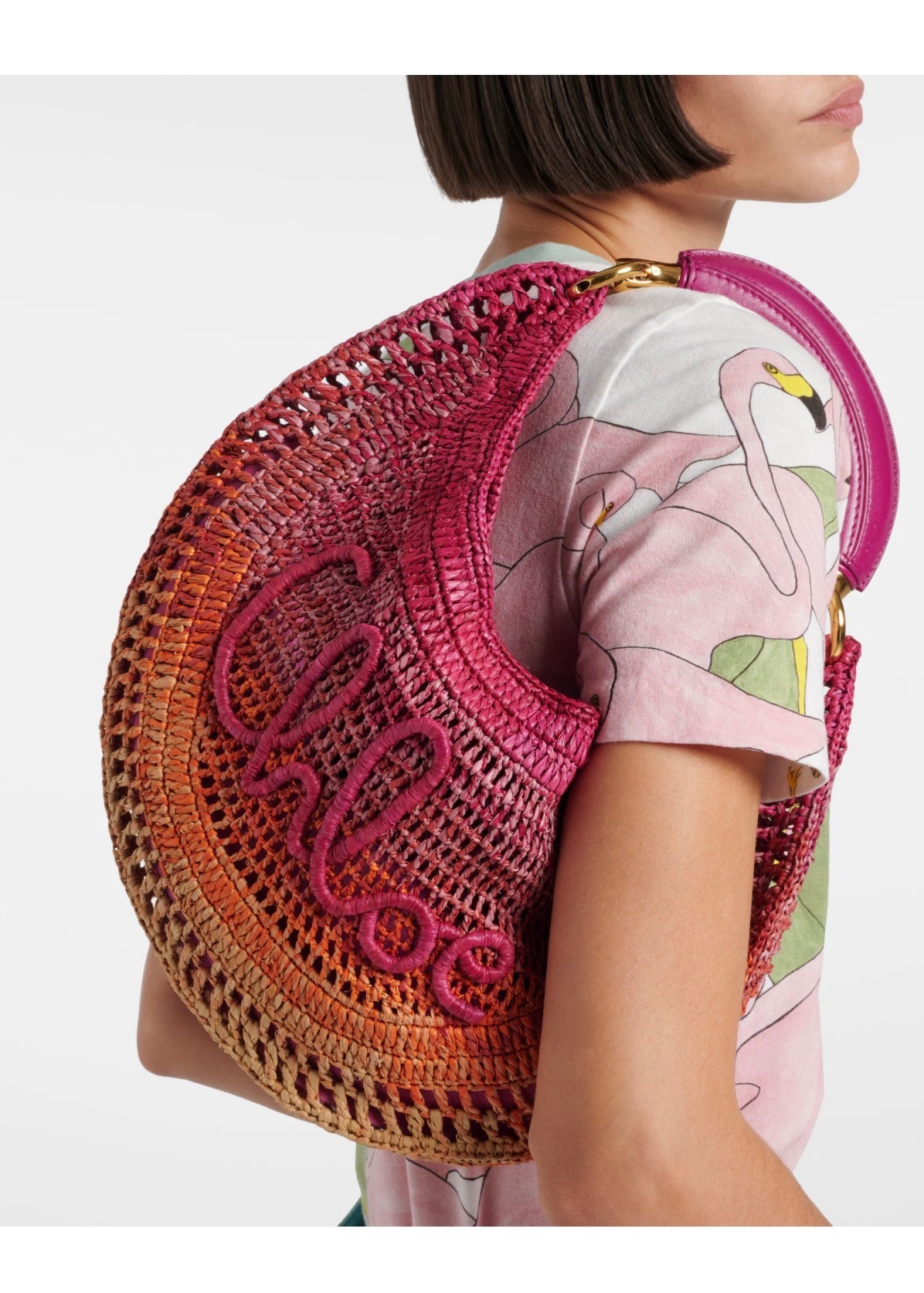 CHLOÉ
Summer Banana Medium raffia shoulder bag

The Summer Banana Medium shoulder bag from Chloé is expertly crafted in Italy from raffia and features a leather top handle. The design is complete with gold-toned hardware, magnetic closure, and the house's embroidered logo at the front.

#LTKWorkwear #LTKSeasonal #LTKootd